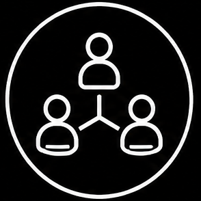 Workforce Strategy Icon Connected people representing workforce planning, collaboration, and organizational alignment.